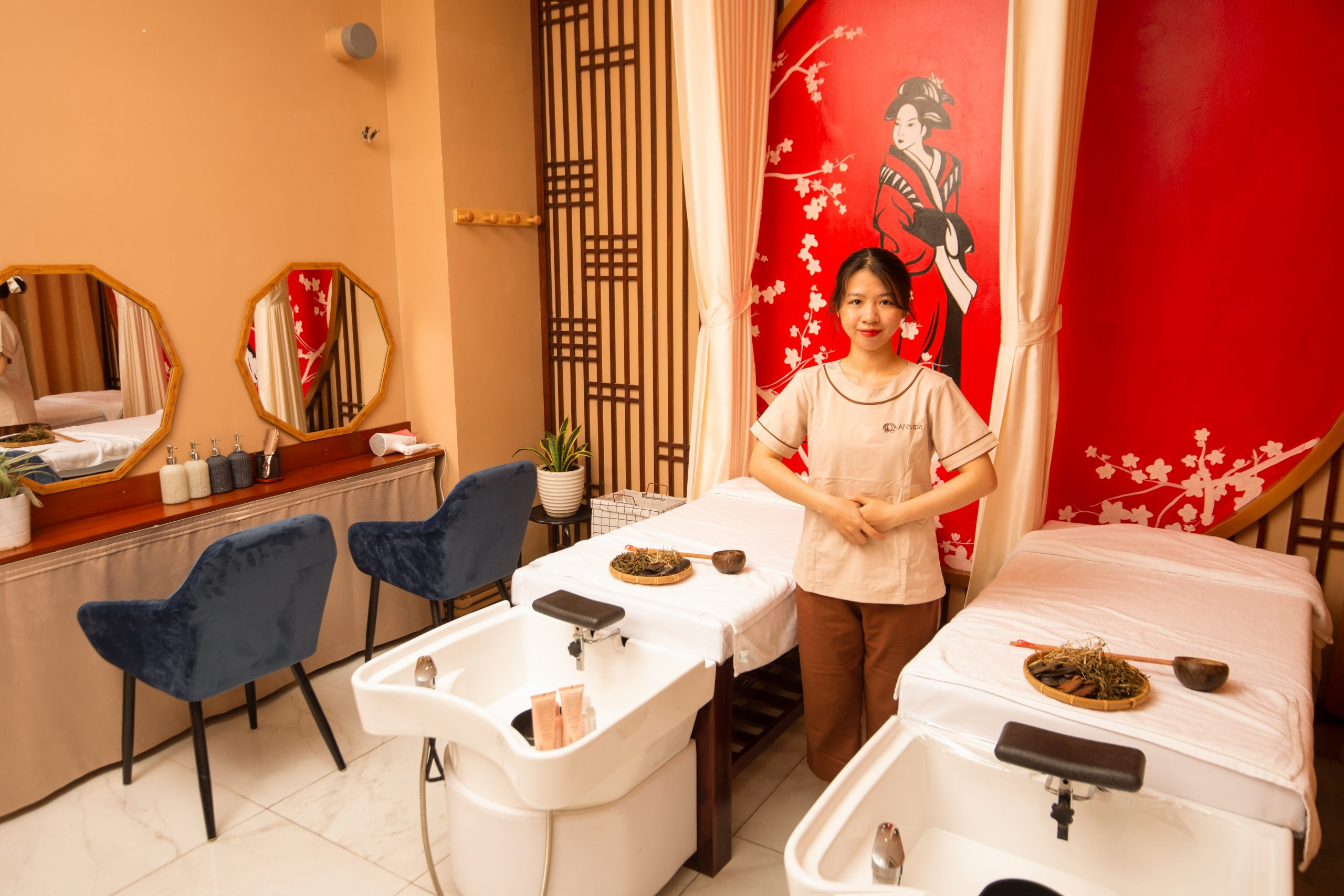 ho chi minh city massage street