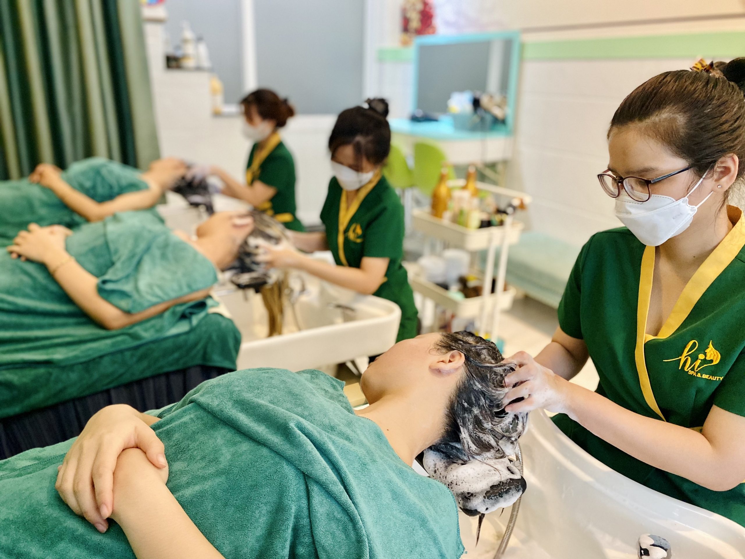 Hi Spa - nơi gội đầu dưỡng sinh và điều trị đau vai gáy chuyên sâu