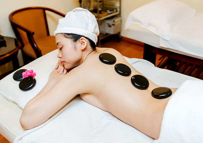 Bỏ túi 7 địa chỉ massage đá nóng quận 10 nổi tiếng đông khách TPHCM