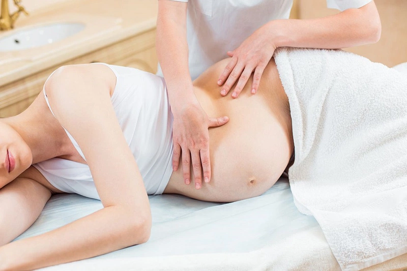 Massage Cho Bà Bầu: Cẩm Nang Chăm Sóc Toàn Diện Cho Mẹ & Bé Tại TP.HCM