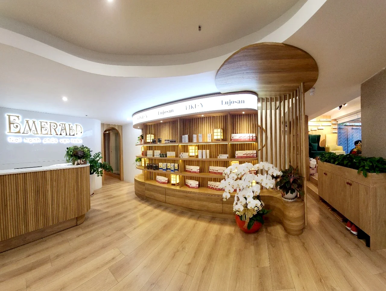 Emerald Spa