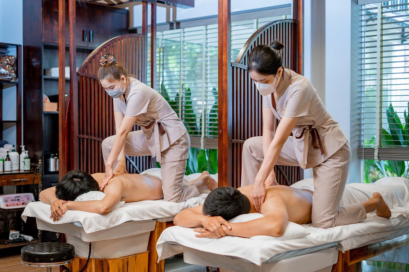 Hạ Spa Massage