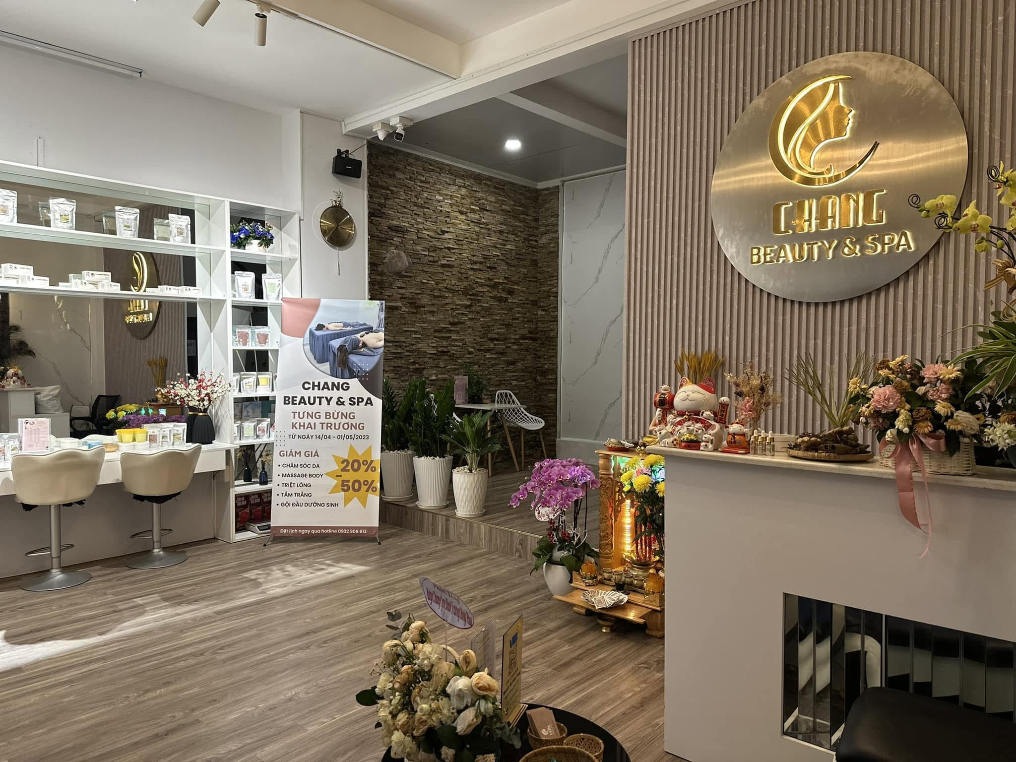 massage district 7