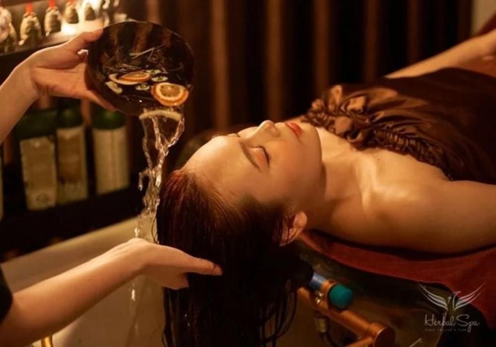 Massage Nguyệt Lâu - Trải Nghiệm Gội Đầu Dưỡng Sinh Đội Ngũ Chuyên Nghiệp Hàng Đầu
