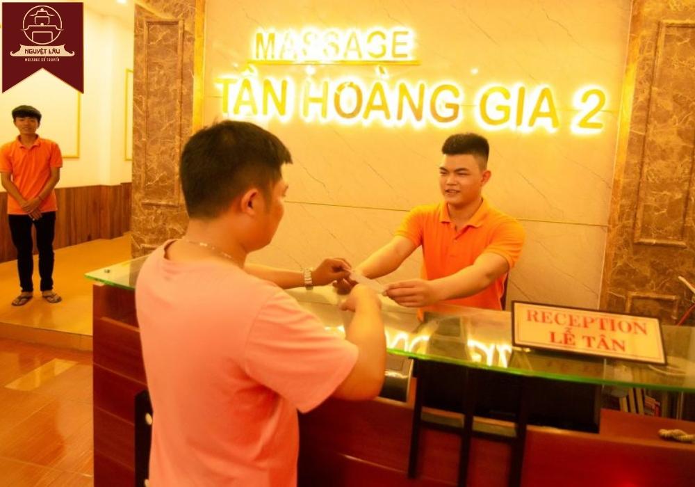 Massage Hoàng Gia